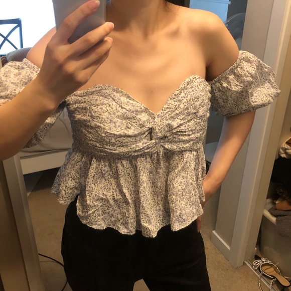 Top for sale - Picture 2 of 3